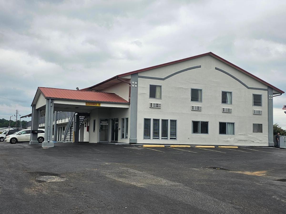 Budgetel Inn & Suites Moody Exterior photo